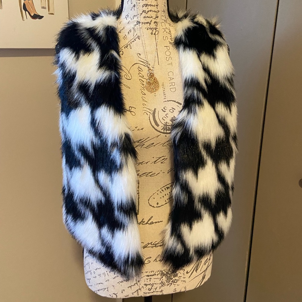 Micheal Kors black and white houndstooth fur vest